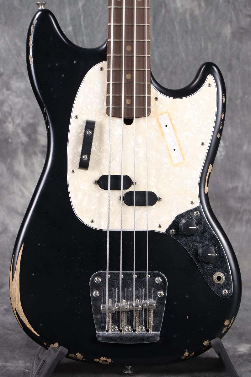 Fender JMJ Road Worn Mustang Bass Black【3.55kg】[S/N MX26050559