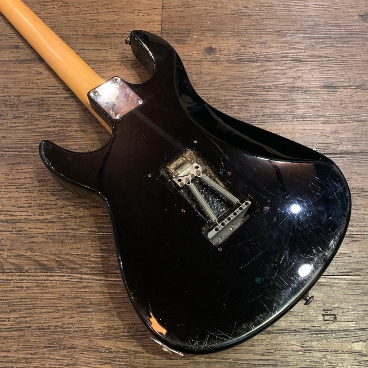 Chatting Bird CAPARISON Electric Guitar（中古/送料無料
