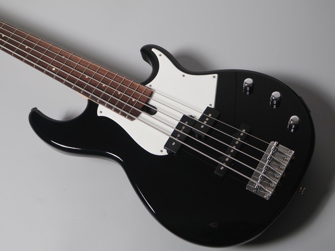 最終値下げ☆ほぼ新品☆極美品☆Yamaha BB235 YAMAHA BB235 -Black-【4.32kg】【新品特価】（新品特価）［デジマート