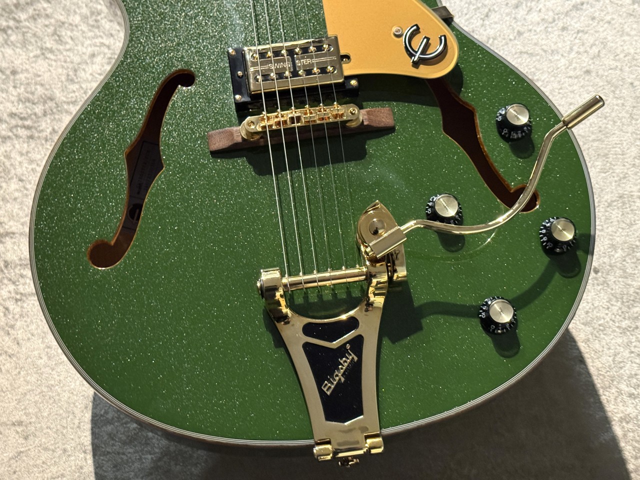 Epiphone Emperor Swingster 【3.60kg】【2024年製】（中古）【楽器