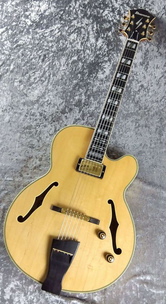 Ibanez PM-200 Pat Metheny Signature NT : Natural s/n F2517203