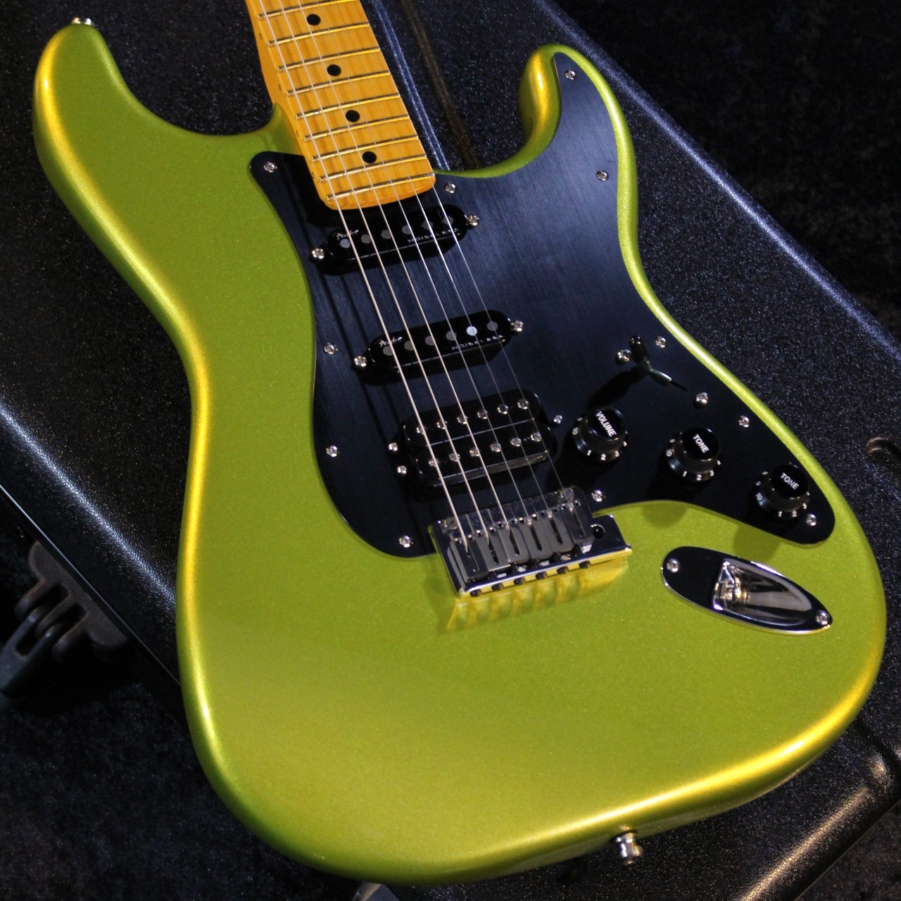 Fender 【美品中古】American Ultra II Stratocaster HSS Solar Flare 
