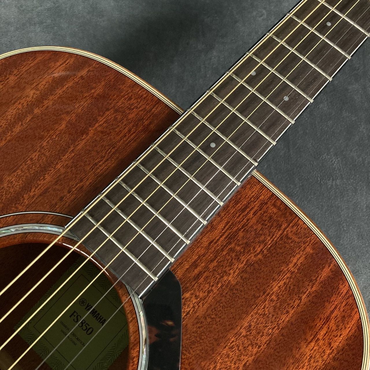 美品‼️YAMAHA FS850 オールマホガニー YAMAHA FS850 NT(ナチュラル) オールマホガニー【現物画像