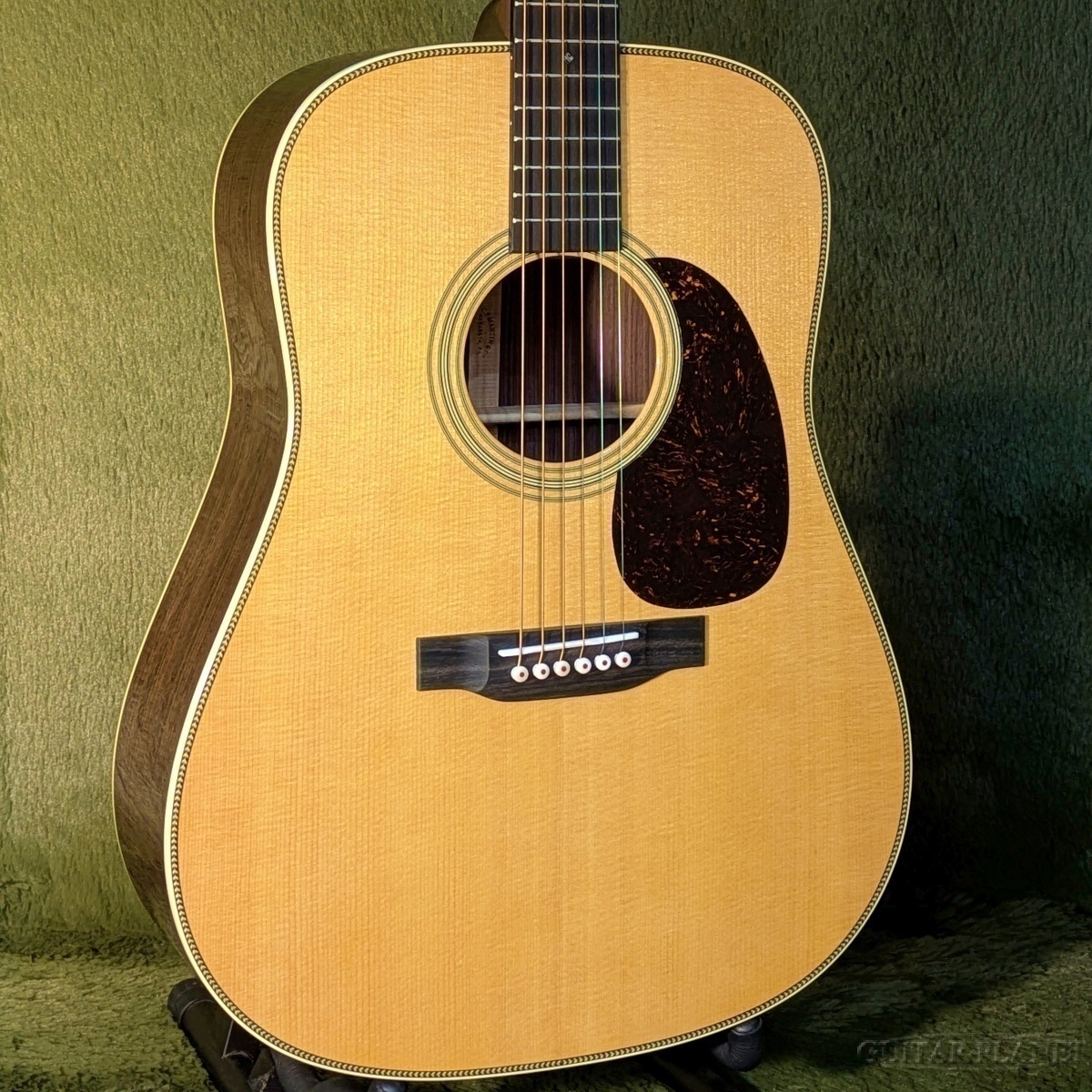 Martin HD-28 Standard 2018年製 美品 ハードケース付 Martin HD-28 Acoustic Guitar | Retired | Martin Guitar