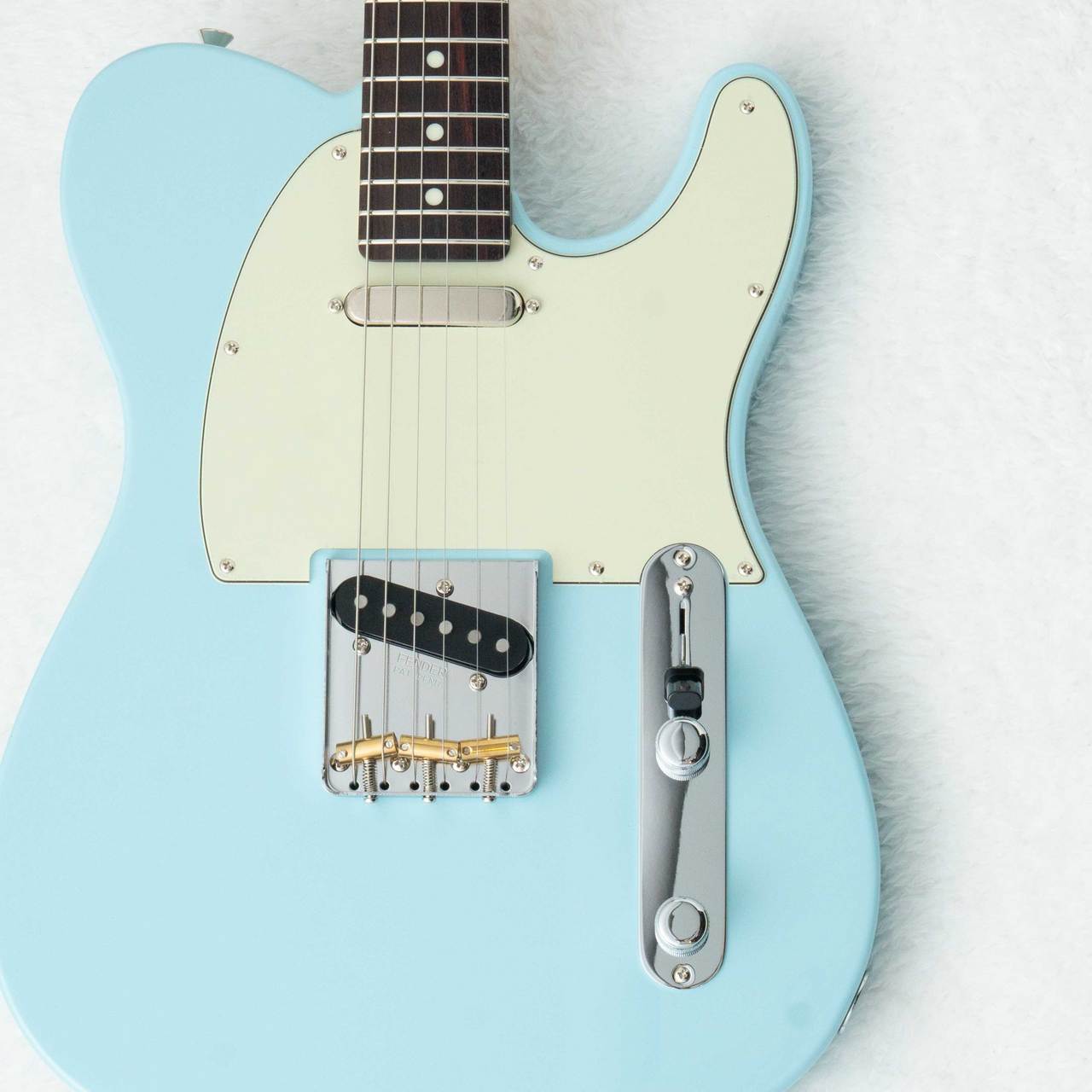 Fender FSR Made in Japan Hybrid II Telecaster Daphne Blue Matching