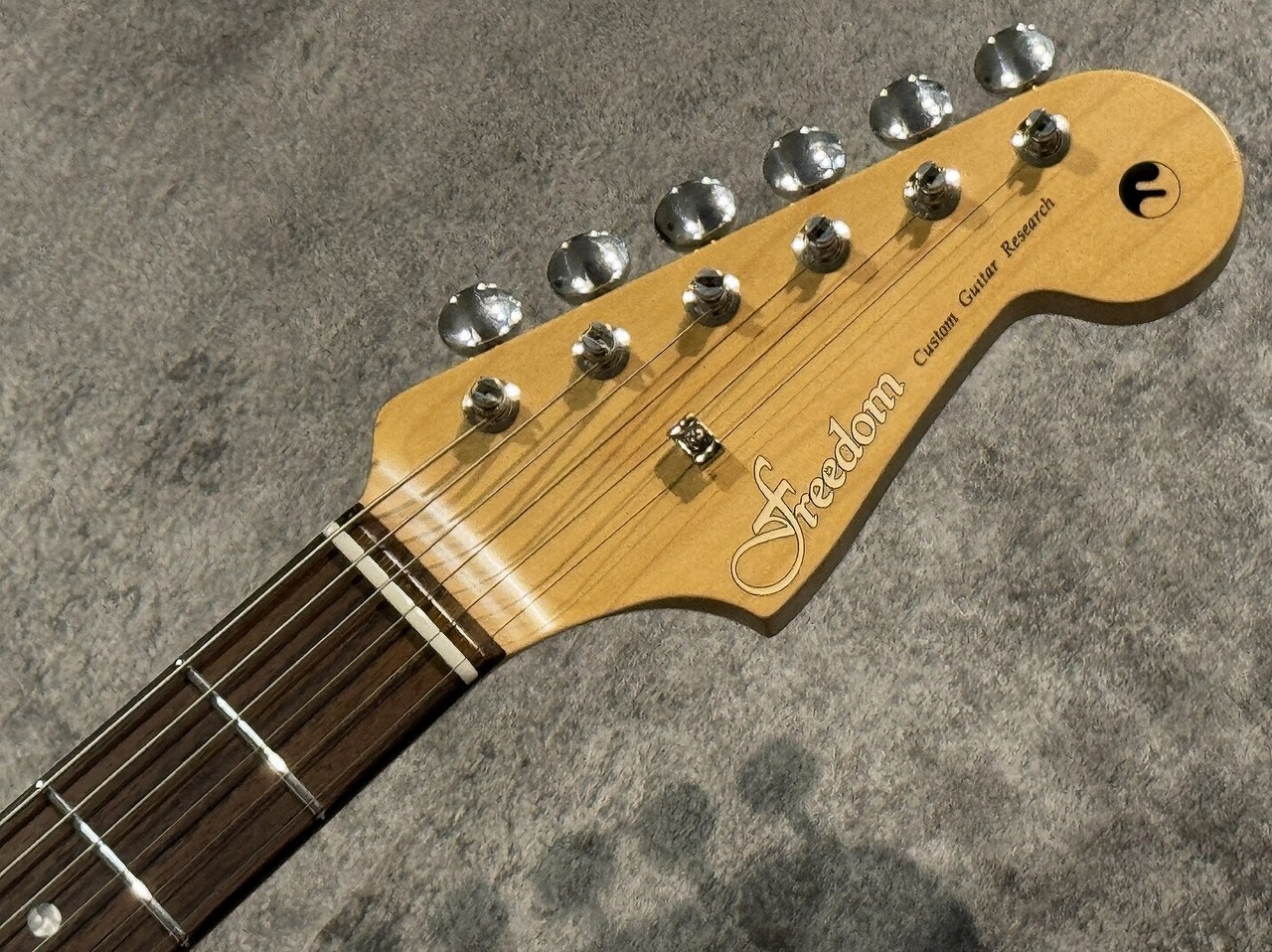 Freedom Custom Guitar Research 1999年製 FREEDOM CUSTOM GUITAR RESEARCH 【48回無金利】O.S Retro