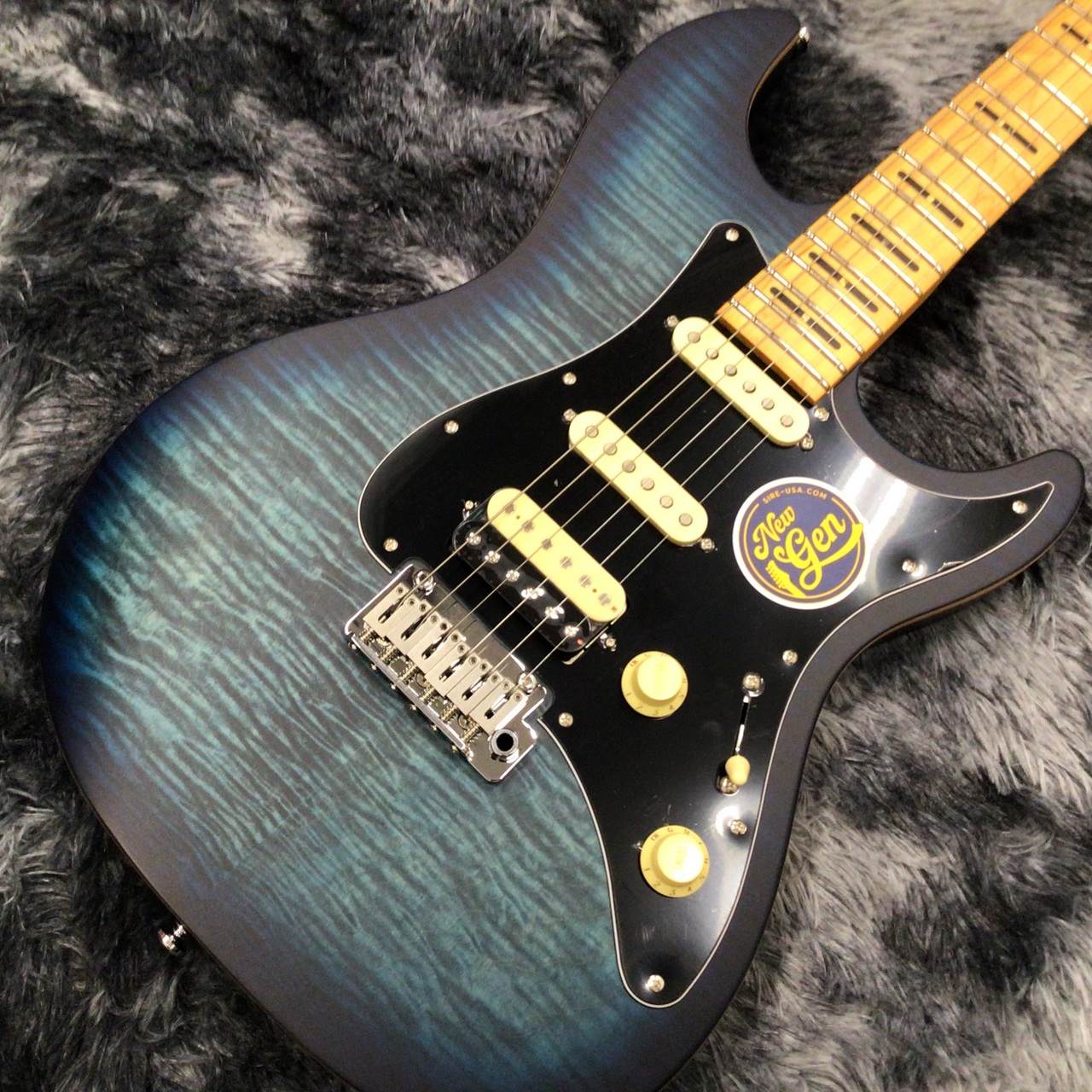 SIRE S7 FM 美品　ストラトキャスター　送料込 Sire Larry Carlton S7 FM New Gen Transparent Blue Satin【ラリー