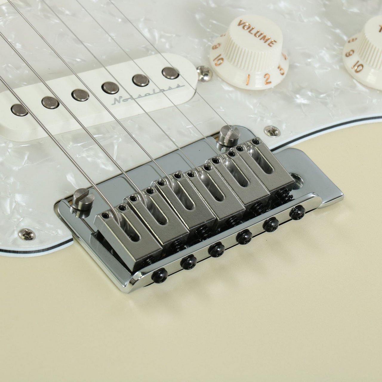 エレキギター構築キット DIY すべてのアクセサリーが含まれてい