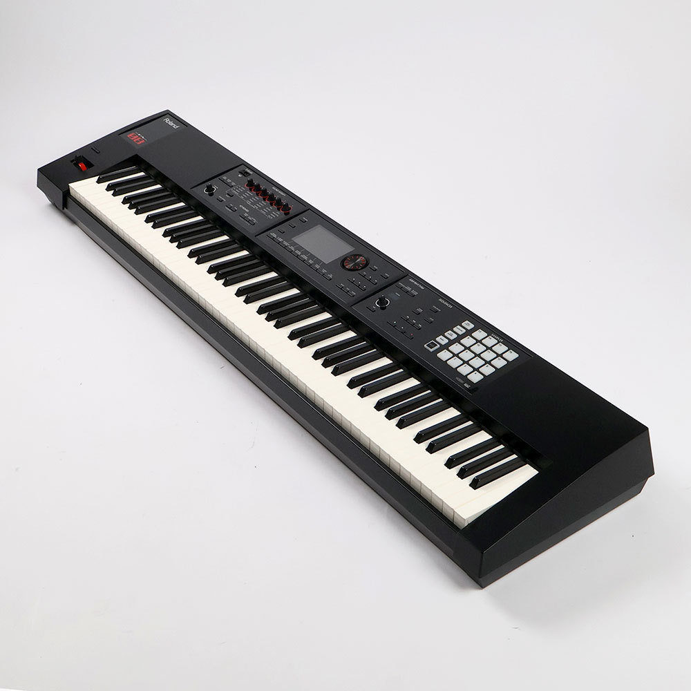 Roland 【中古】 ROLAND FA-08 Music Workstation シンセサイザー 88鍵