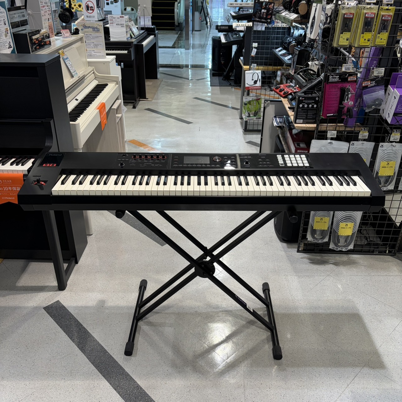 World Wide(中古品) Roland FA-08（中古/送料無料）【楽器検索デジマート】