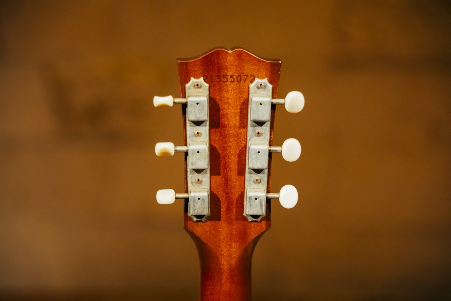 Gibson Custom Shop 【ご予約受付中!】Hata Motohiro J-45/Murphy Lab