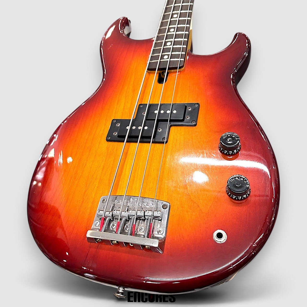 YAMAHA BROAD BASS VI（中古）【楽器検索デジマート】