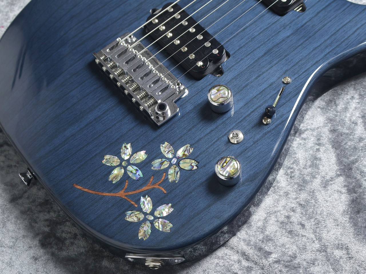 Kino treebud7 24F 2H Ash/Rosewood Neck Sakura Fubuki/Trans Navy【7