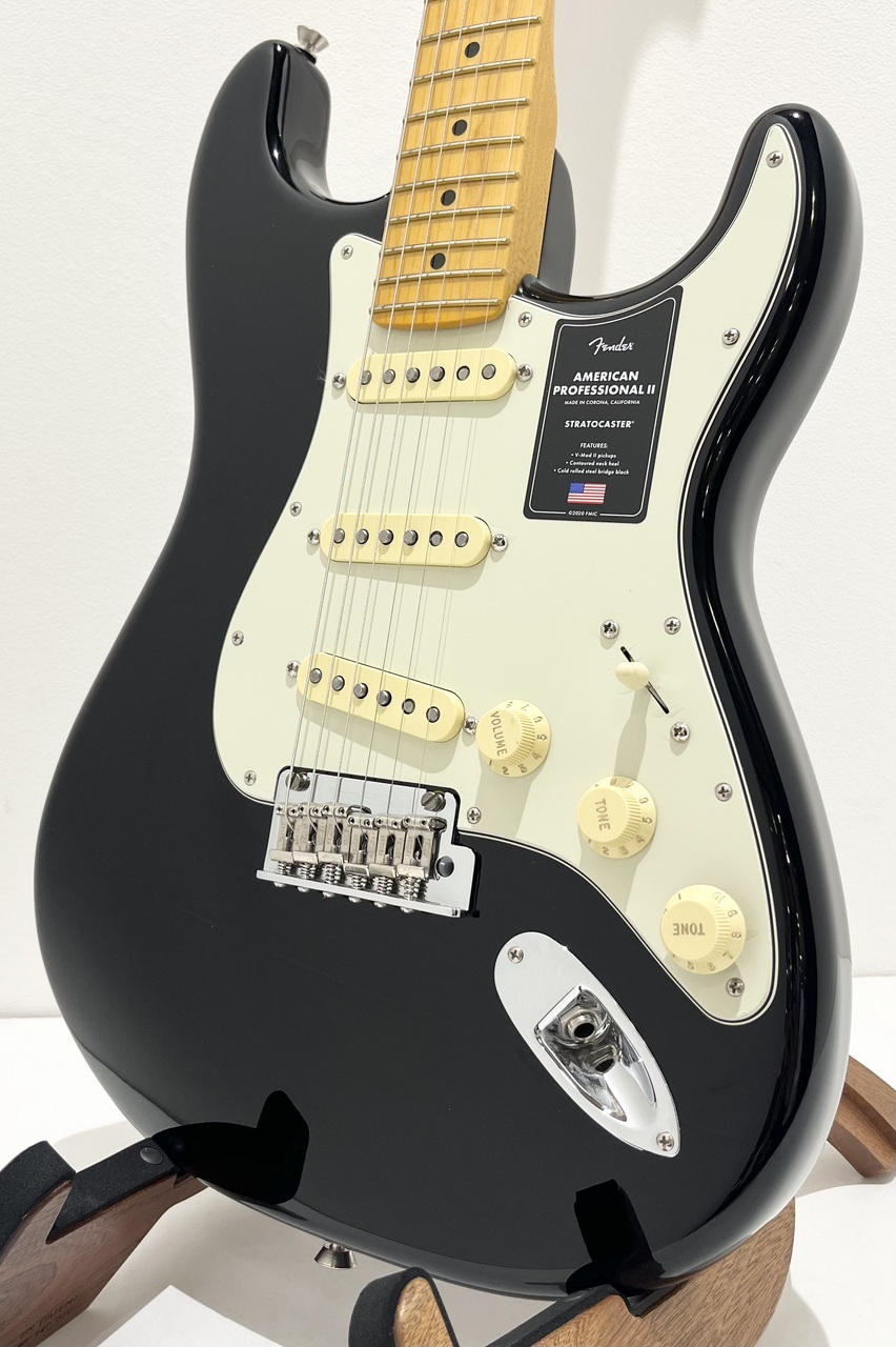 Fender American Professional II Stratocaster, Maple / Black