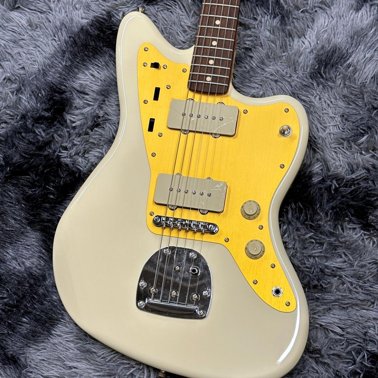 Squier by Fender J Mascis Jazzmaster Gold Anodized Pickguard