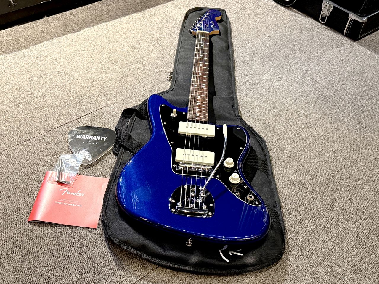 Fender FSR Collection Hybrid II Jazzmaster Azurite Metallic