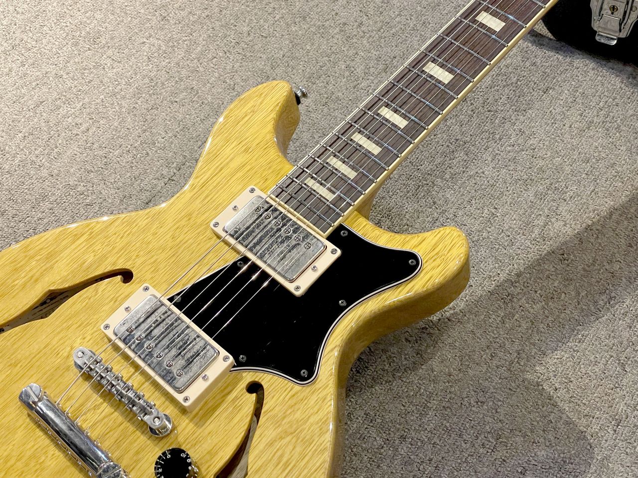 Seventy Seven Guitars ALBATROSS-STD Ⅱ-H Korina（中古）【楽器検索