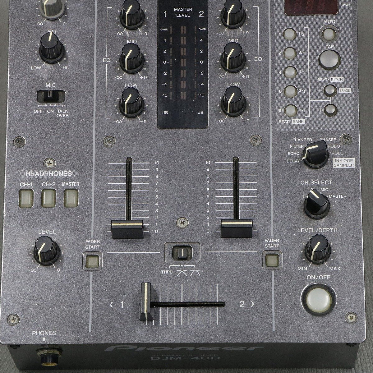 DJ機材 #658 Pioneer DJM-400 DJ機材 #658 Pioneer DJM-400 DJM-400 (archived) 2-channel