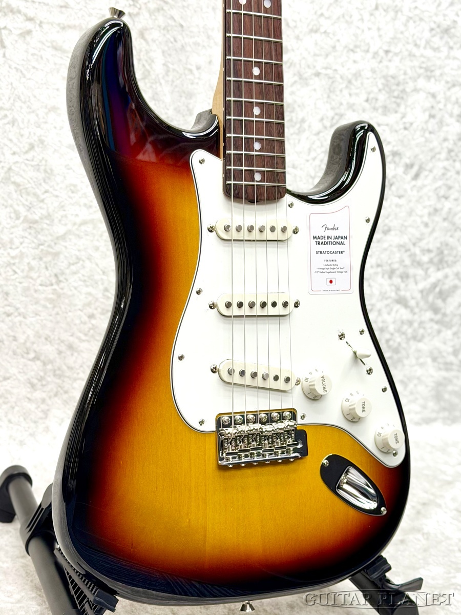 Fender Made in Japan Traditional Late 60s Stratocaster -3-Tone