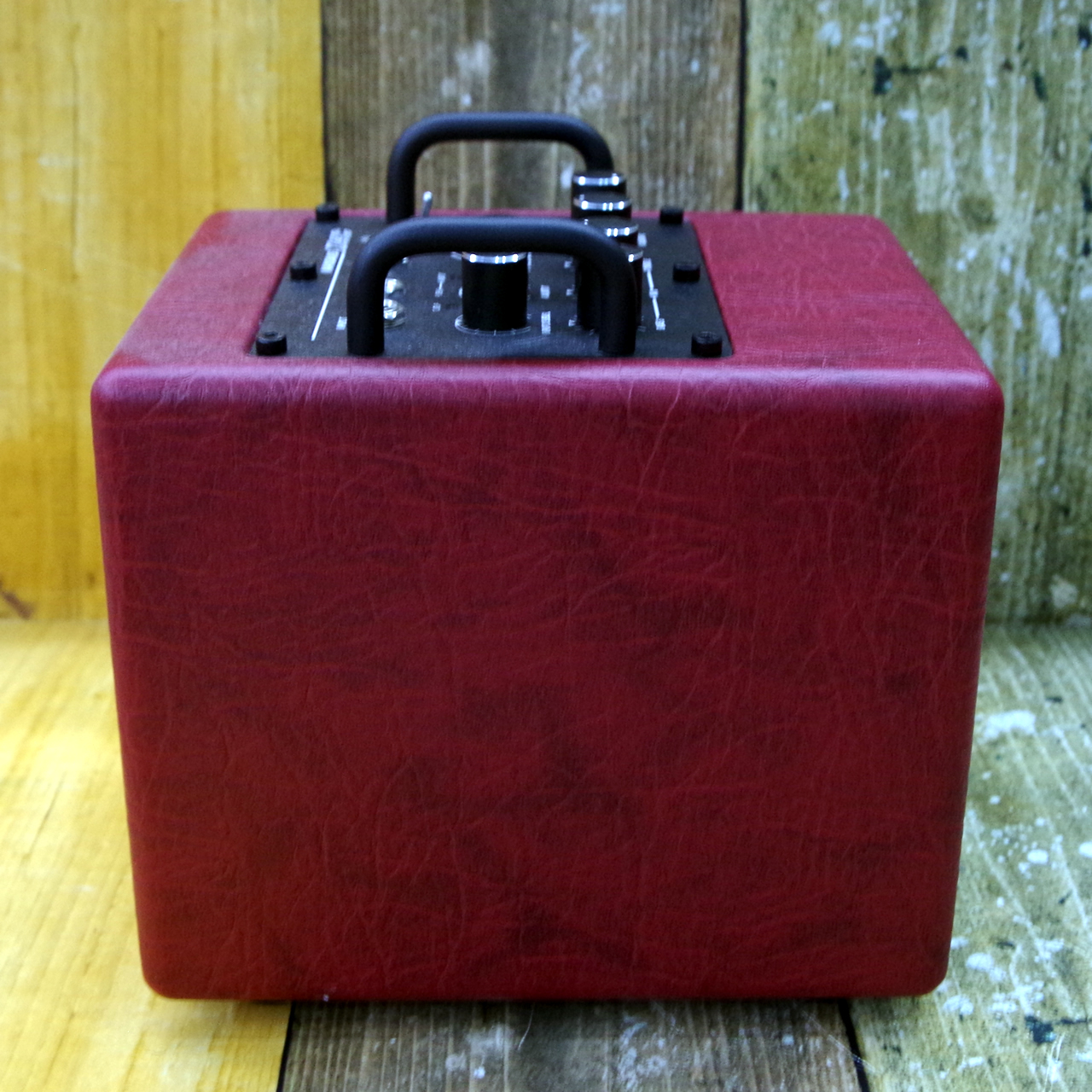 Phil Jones Bass NANOBASS X4C Red（新品）【楽器検索デジマート】