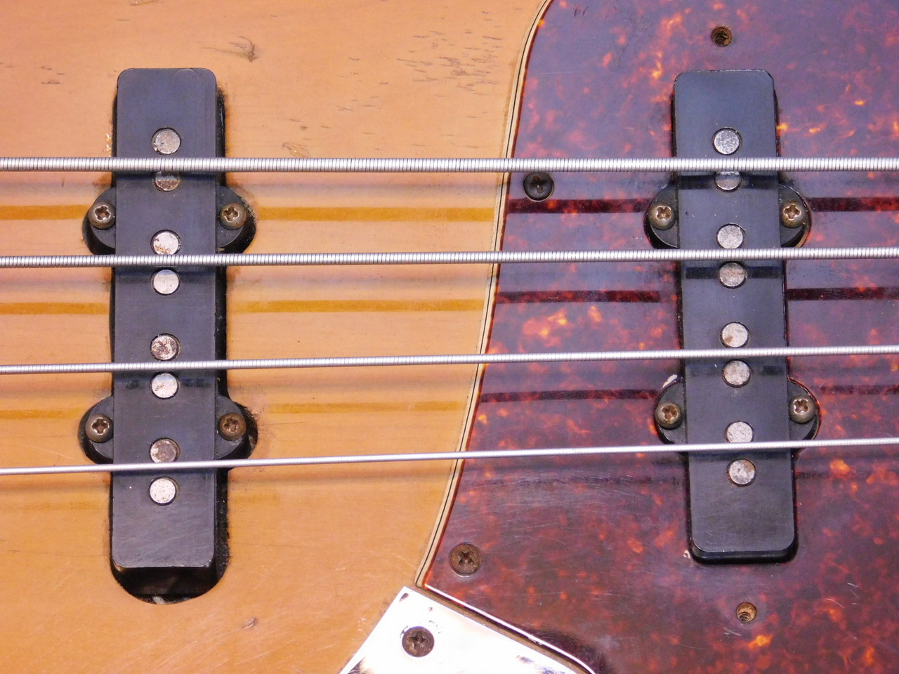 Fender Jazz Bass '72 SB/R（ビンテージ）【楽器検索デジマート】