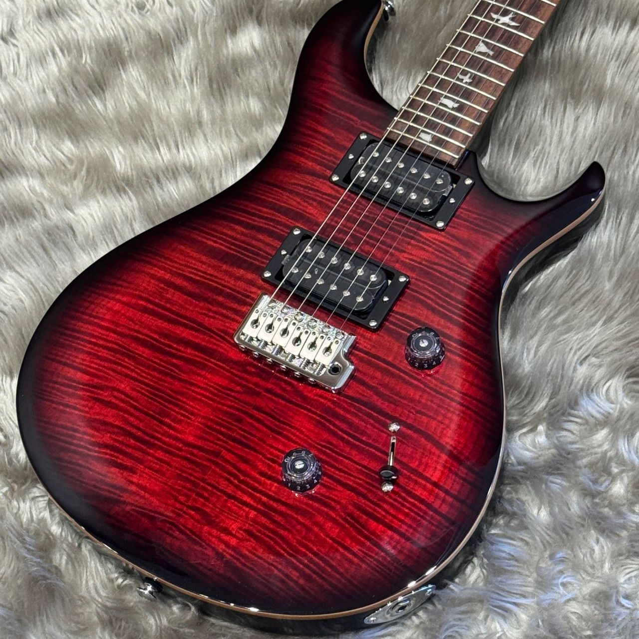 【美品・動作確認】PRS SE Custom24 FireRed Burst PRS SE Custom 24 Fire Red Burst | The Music Zoo