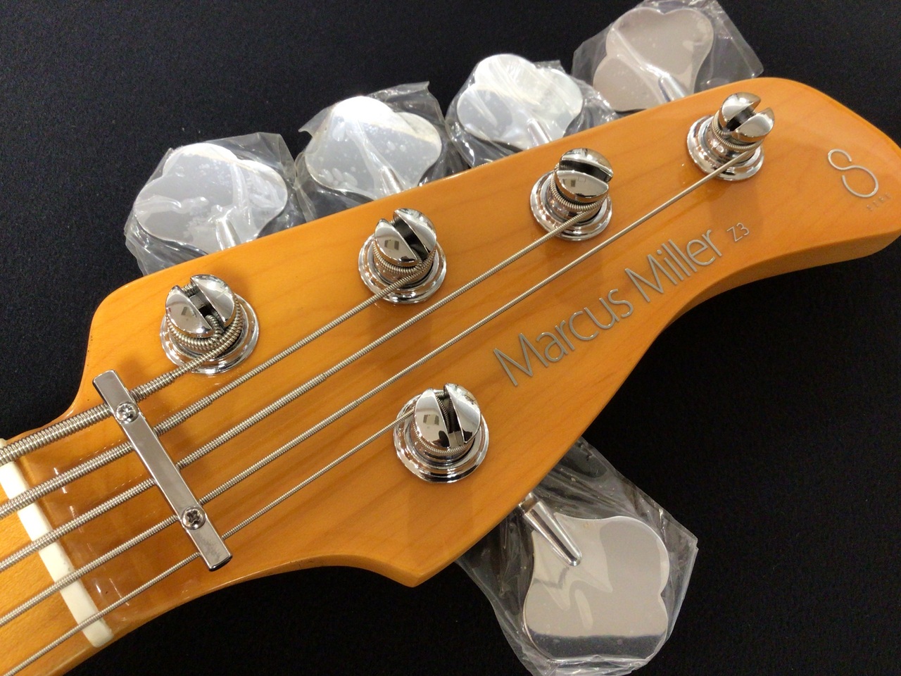 Sire Z3-5 String / AWH (Antique White)（新品/送料無料）【楽器検索