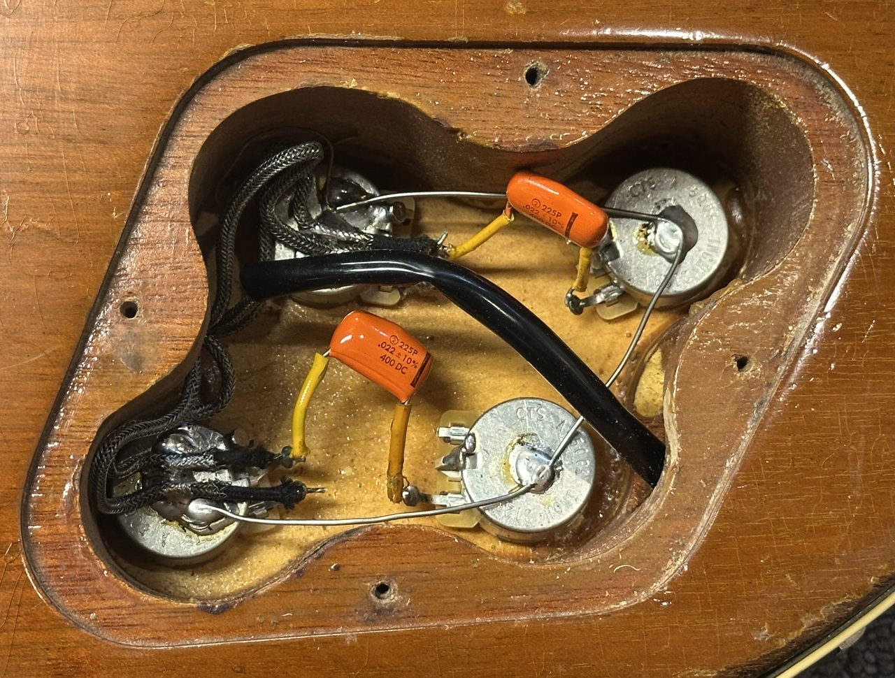 Gibson 1968 Les Paul Standard Gold Top Conversion【4.39kg