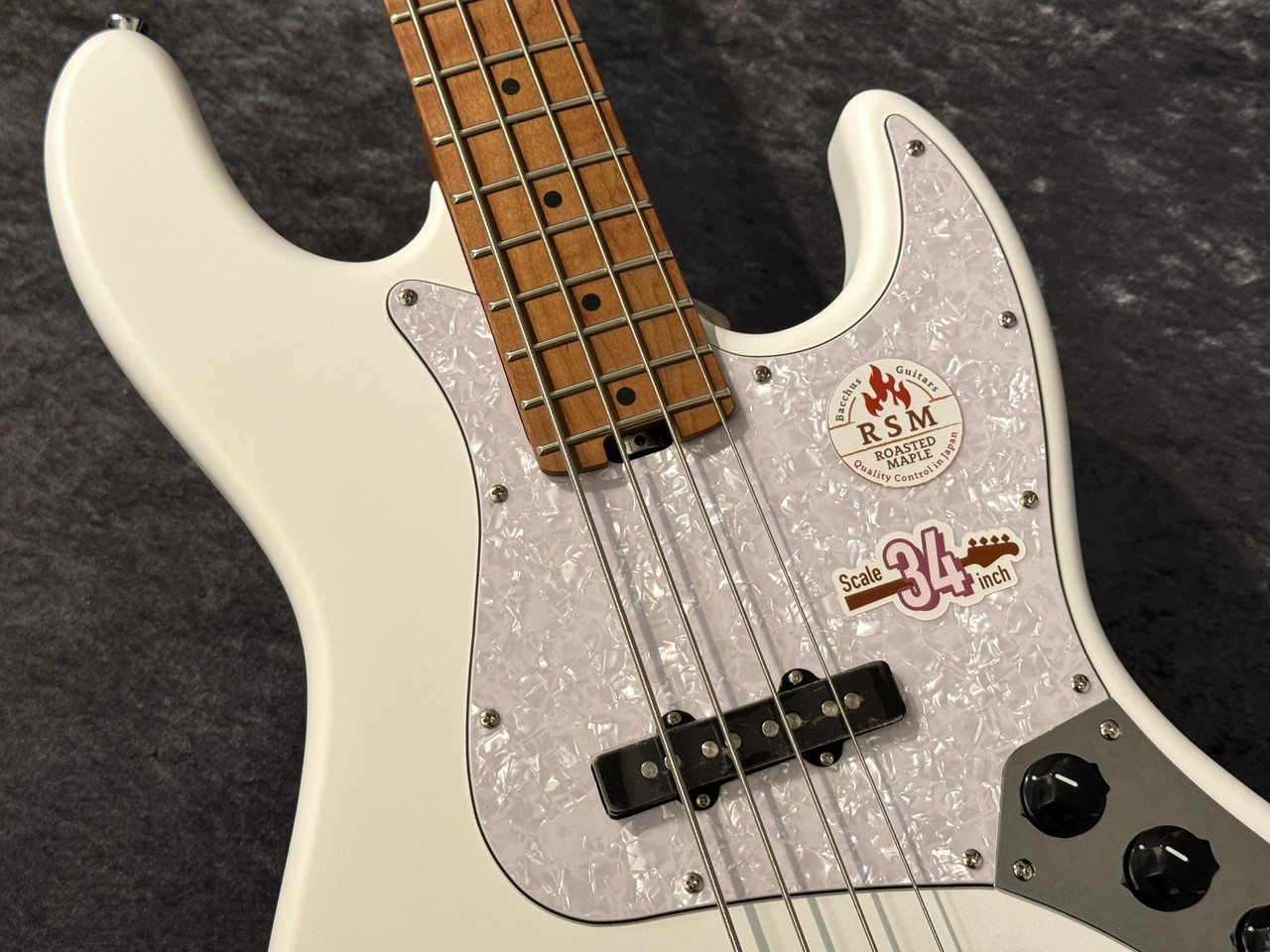 Bacchus WL4-STD/RSM -White Mat- #GI21909 【4.04kg】【クロサワ限定