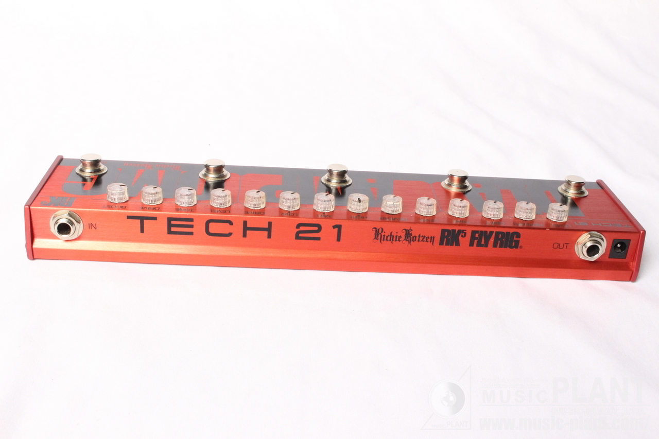 Tech21 リッチーコッツェン ケース付き Tech21 リッチーコッツェン ケース付き