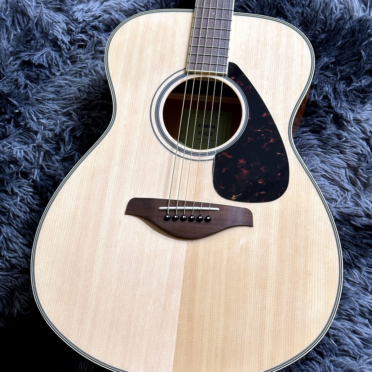 YAMAHA FS820 NT (Natural) 【定番ビギナー向けアコギ】【通販限定