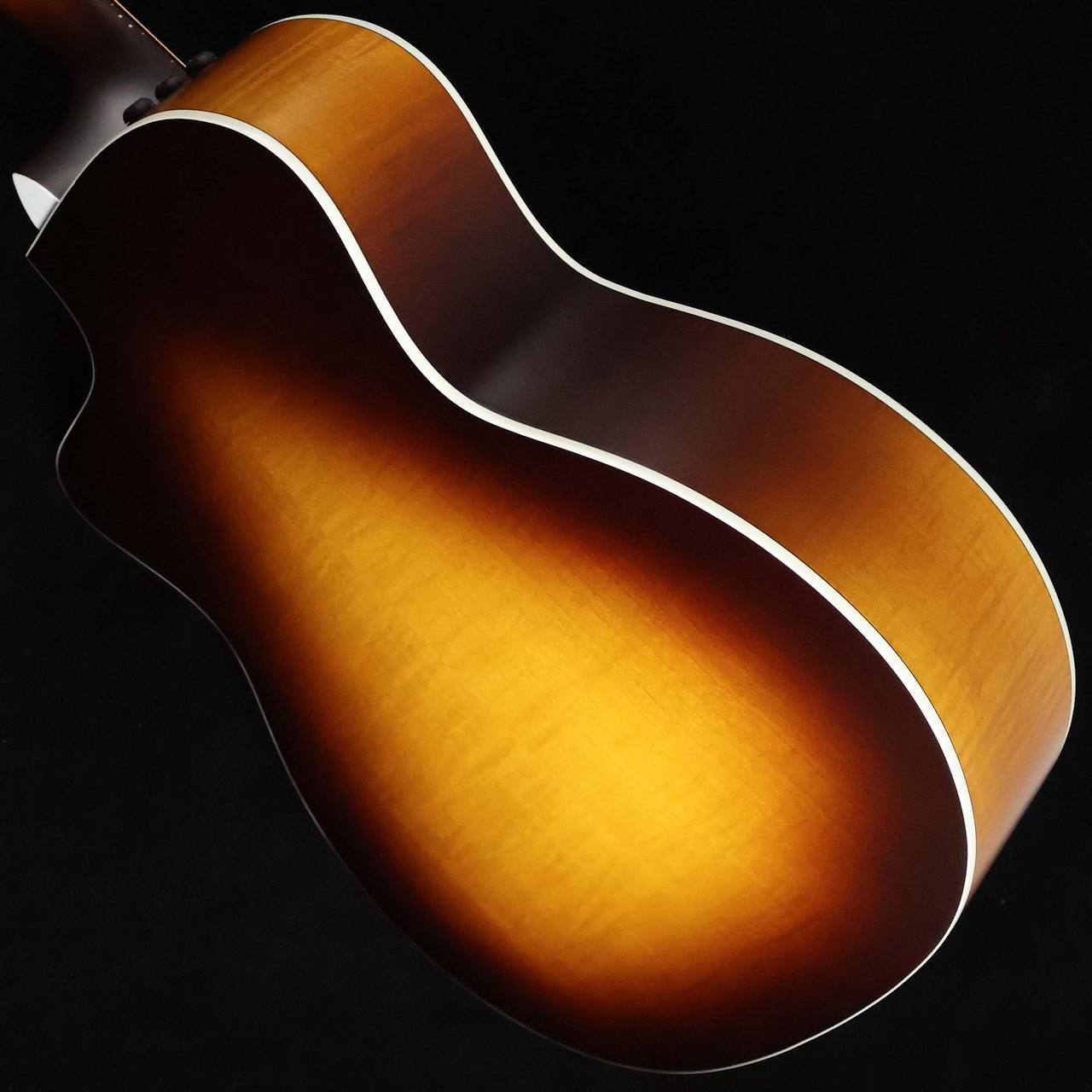 Taylor EG-214ce Urban Ash Tobacco Sunburst S/N：2202115418