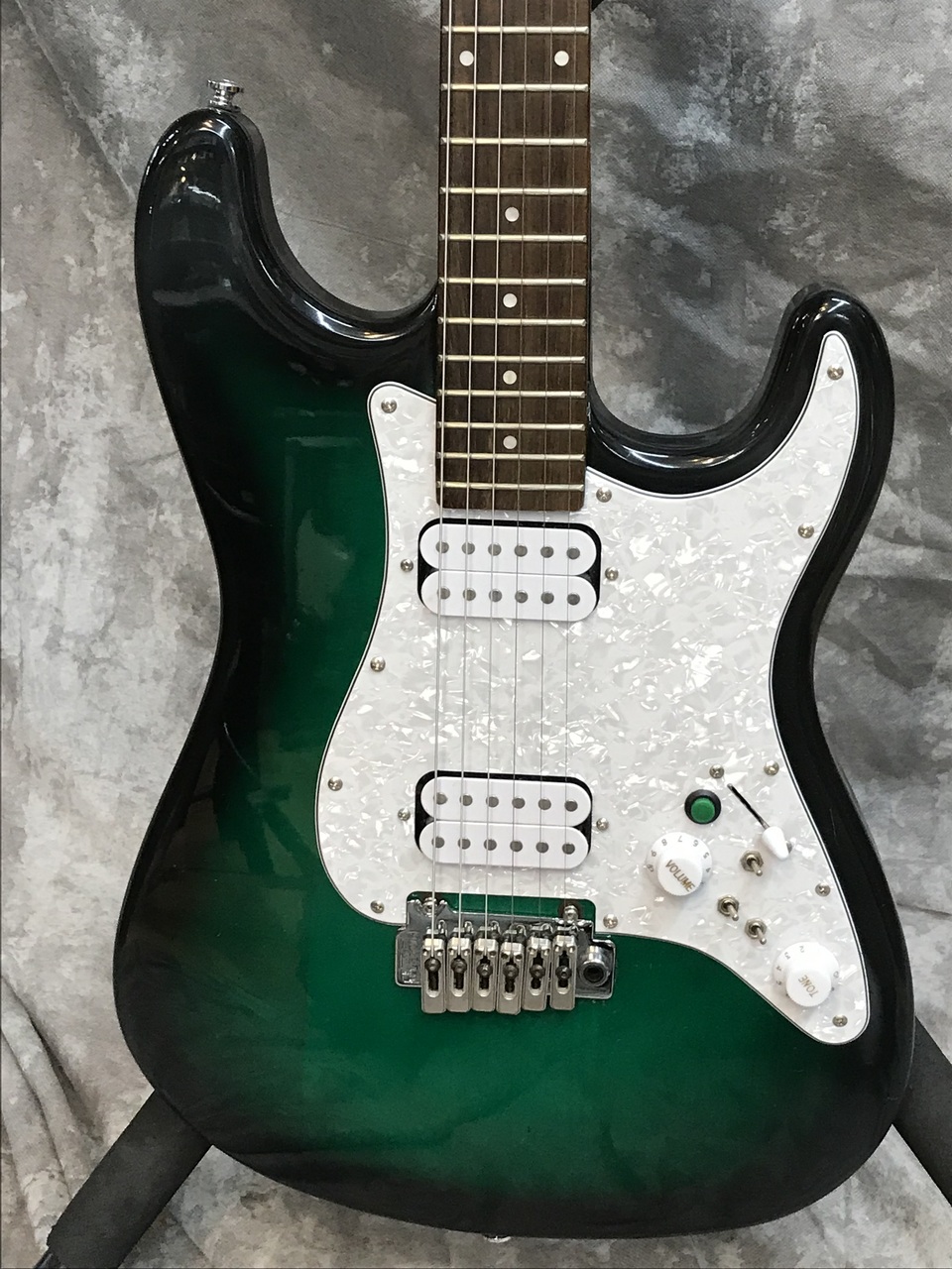 Rayfield RST-320（中古）【楽器検索デジマート】