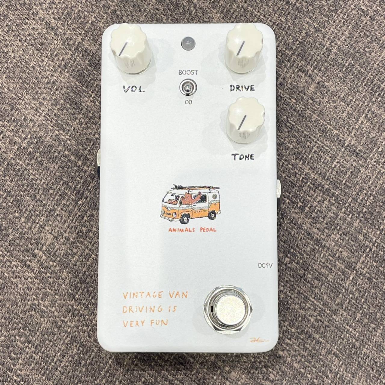 Animals Pedal Vintage Van Driving is Very Fun コンパクト