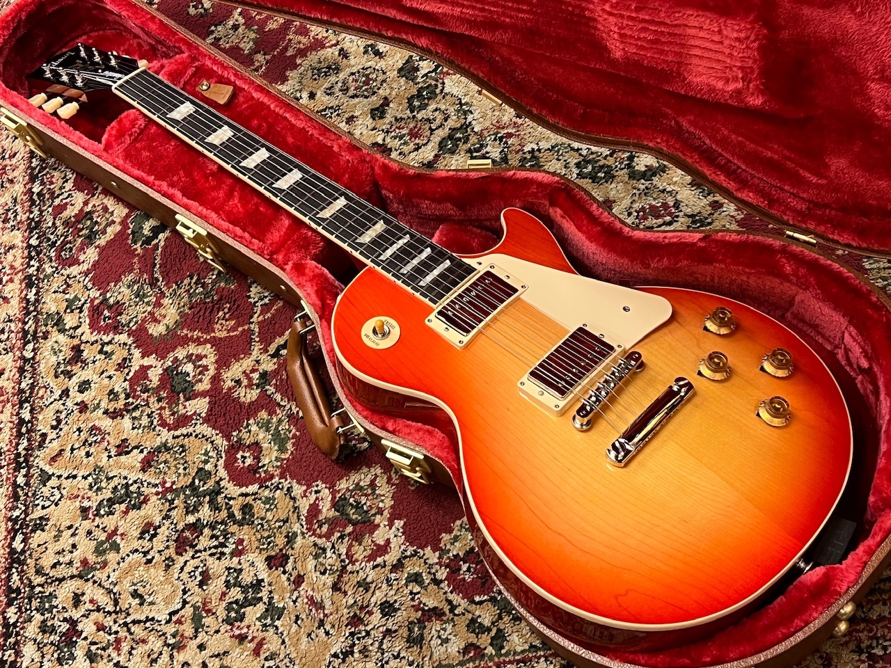 【ビンテージ】マツモク製Les Paul standard-Gibsonケース付 Gibson USED 中古 Japan Limited 1957 Les Paul Standard