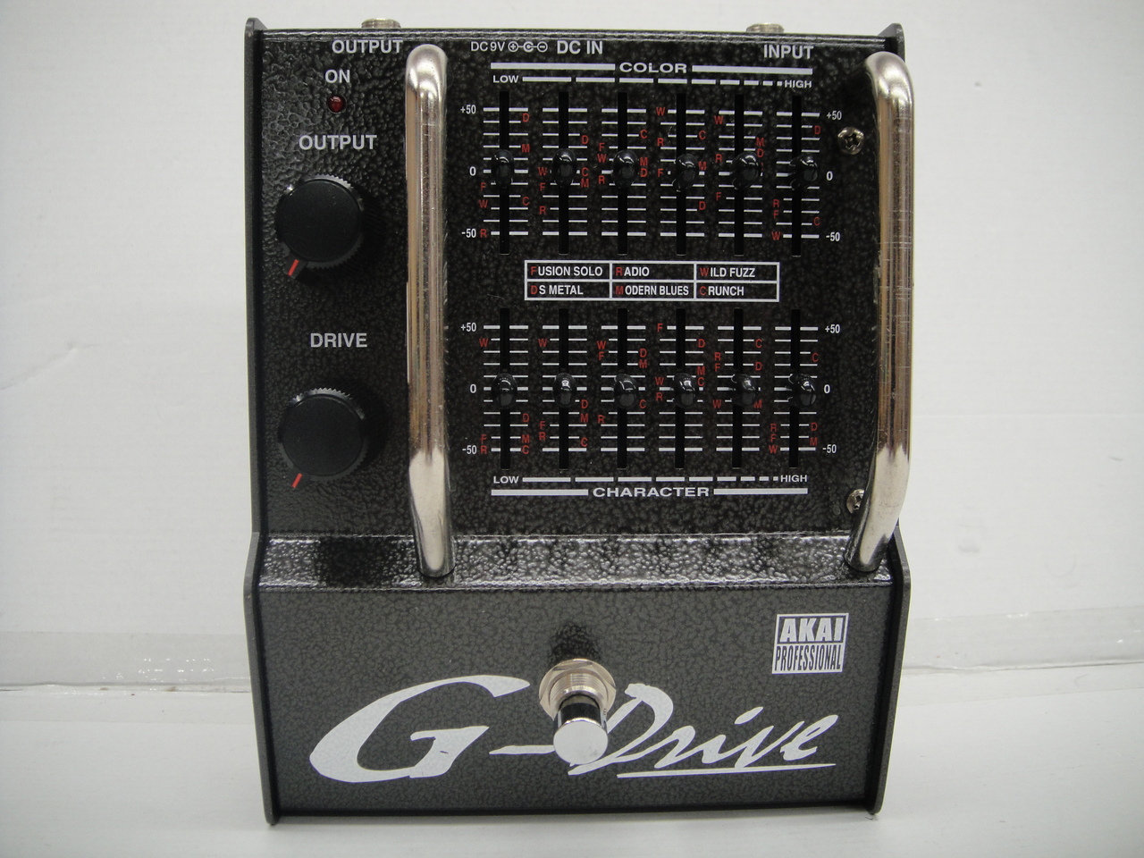 AKAI Professional G-Drive ギターエフェクター Akai Professional G-Drive D2G Equalized Distortion - Made in