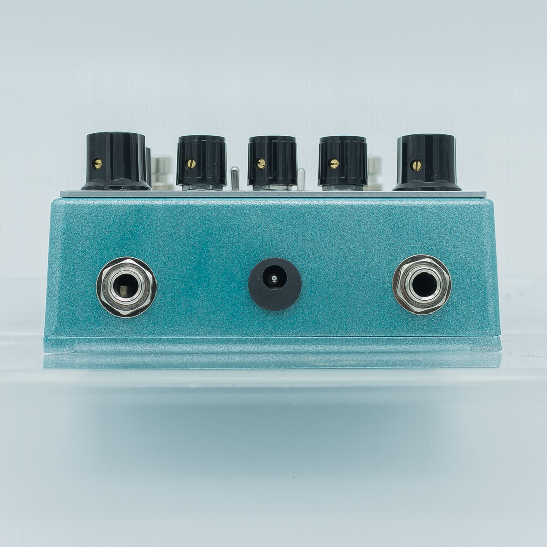 Revelation Effects REVENANT Preamp-Boost V1.2 -Teal Sparkle with 
