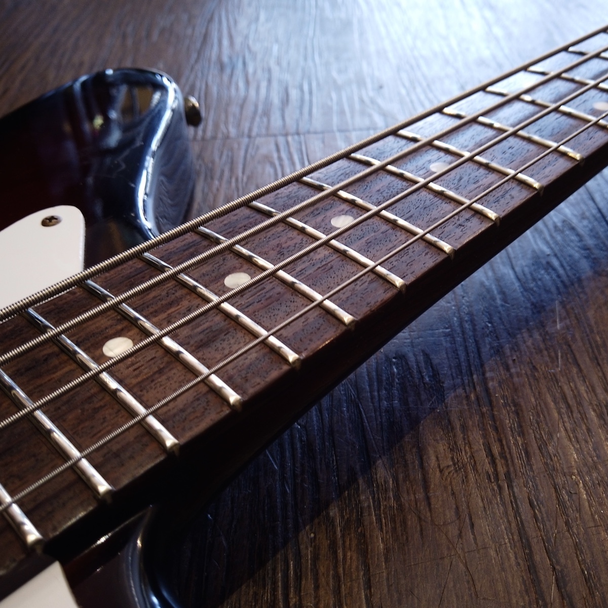 メンテ済 美品 詳細不明 9Plyネック スルーネック アクティブエレキベース メンテ済 美品 詳細不明 9Plyネック スルーネック アクティブエレキ