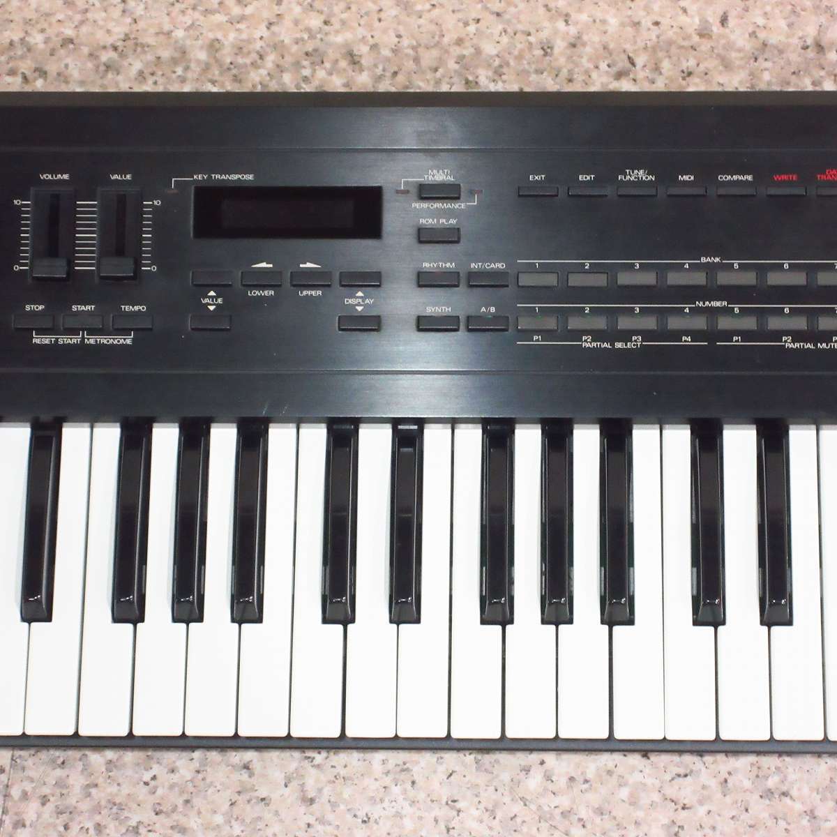 【音出し確認済】Roland D-10 シンセサイザー Roland D-10 