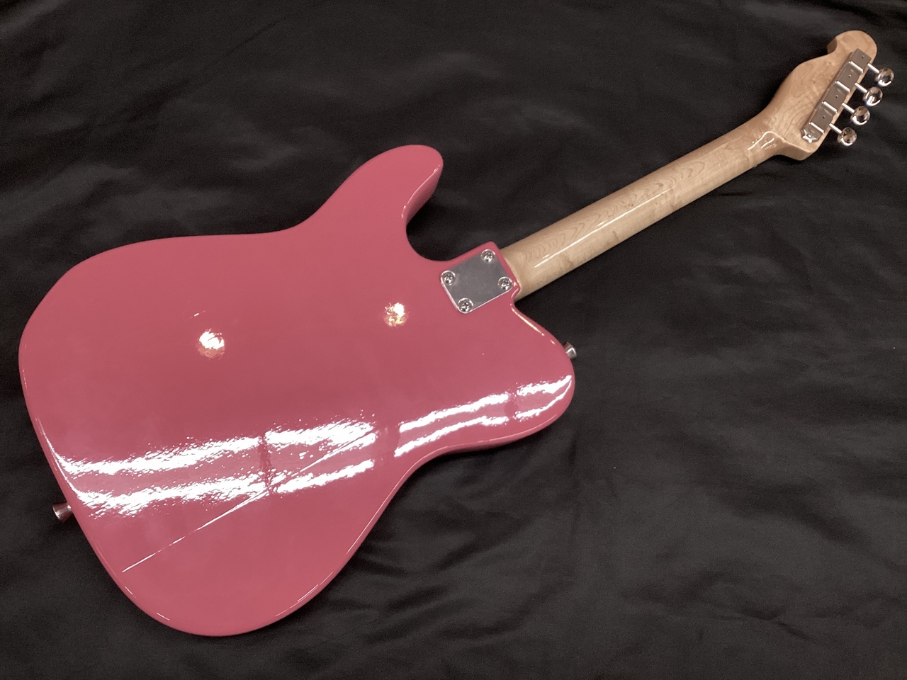 Fanner Guitar Works Pixelator Thinline/Pink Paisley(ファナー  エレクトリックウクレレ)（中古）【楽器検索デジマート】