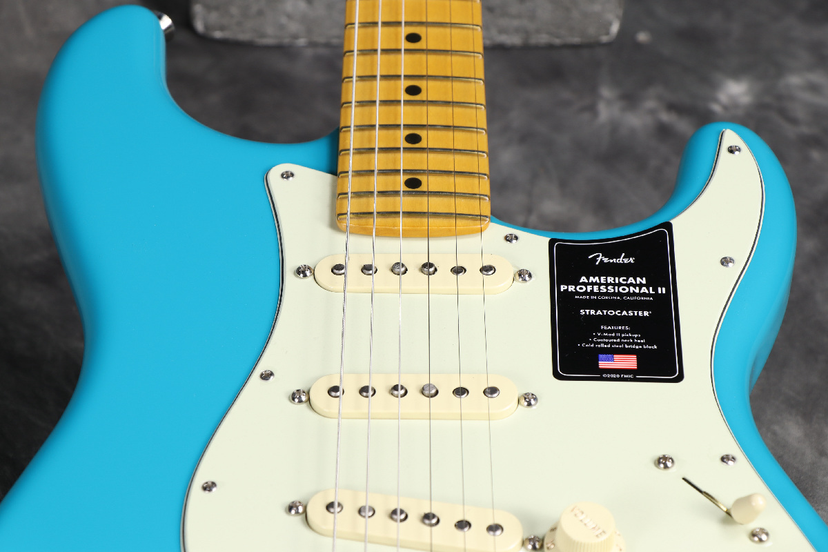 Fender American Professional II Stratocaster Maple Fingerboard