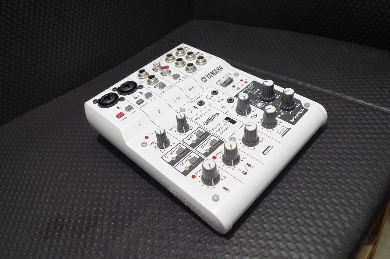美品中古Yamaha AG06 USBオーディオインターフェース 動作品 Amazon.co.jp: YAMAHA AG06 ウェブキャスティングミキサー