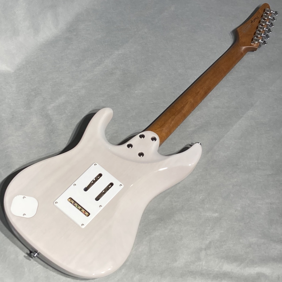 Ibanez AZ2204N AWD Antique White Blonde ≪約k3.5g≫（新品）【楽器