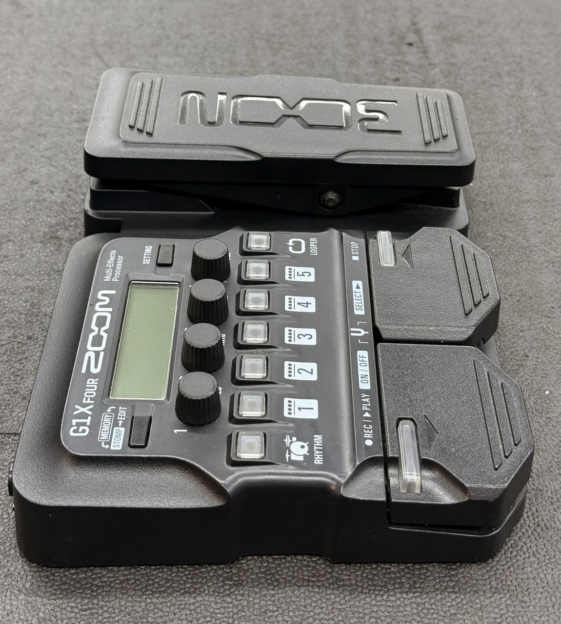 ZOOM G1X Four（中古）【楽器検索デジマート】