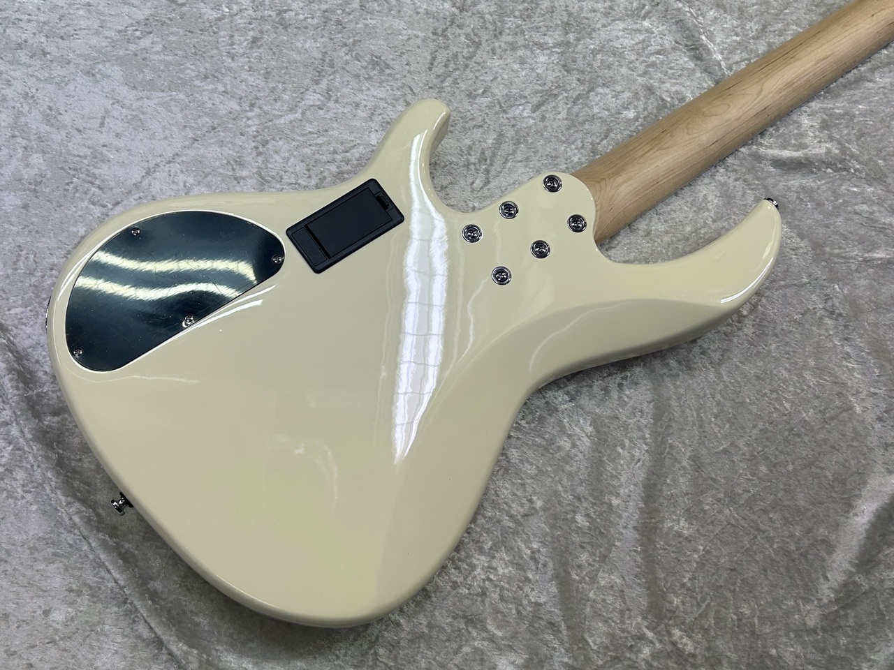 Aria Pro II RSB-800 (White)（新品/送料無料）【楽器検索デジマート】