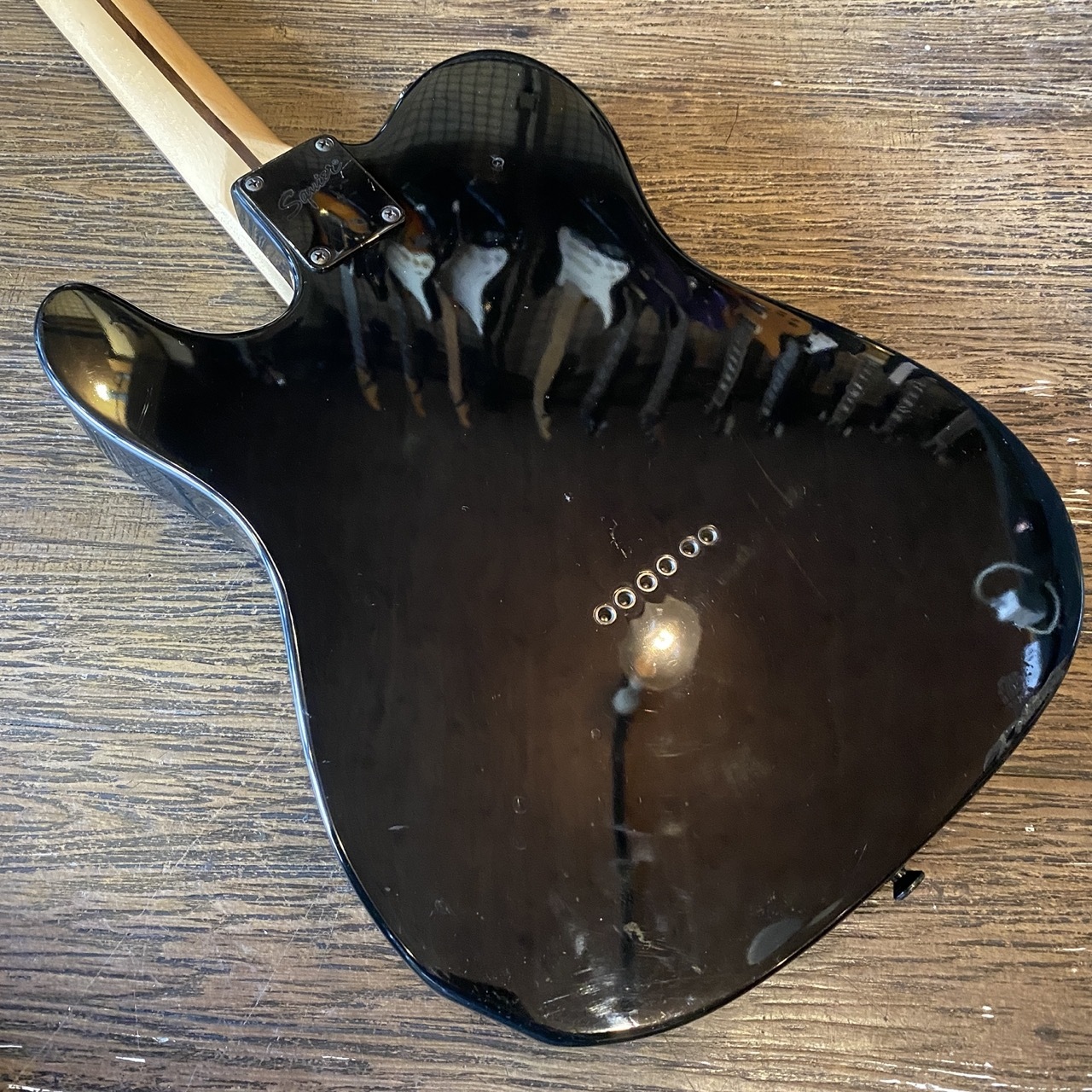 Squier by Fender Avril Lavigne Telecaster Skull & Crossbones 2012