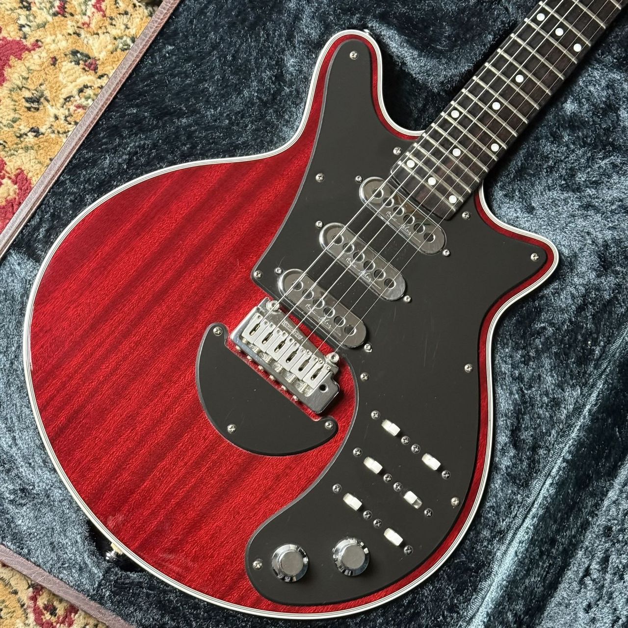 Brian May Guitars Red Special 【専用ハードケース付き】（中古