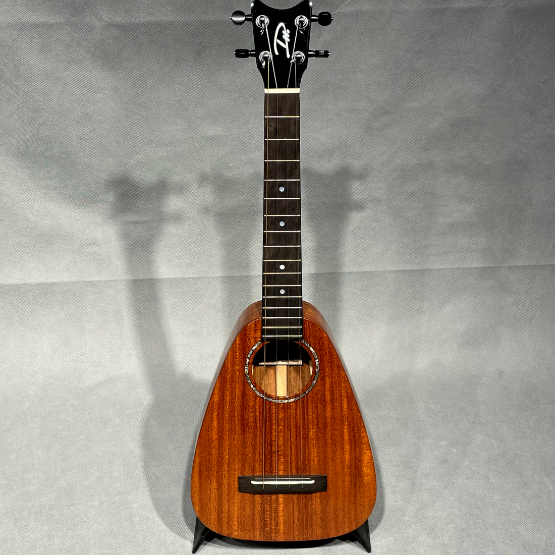 ROMERO CREATIONS TT Tiny Tenor Mahogany Low-G（B級特価