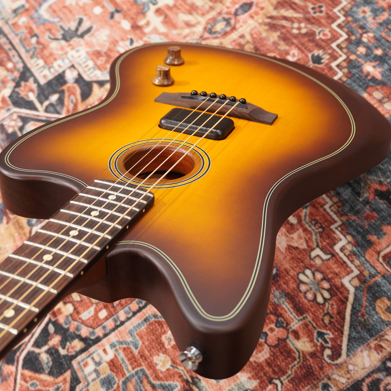 Fender Acoustasonic Standard Jazzmaster Honey Burst【旧価格