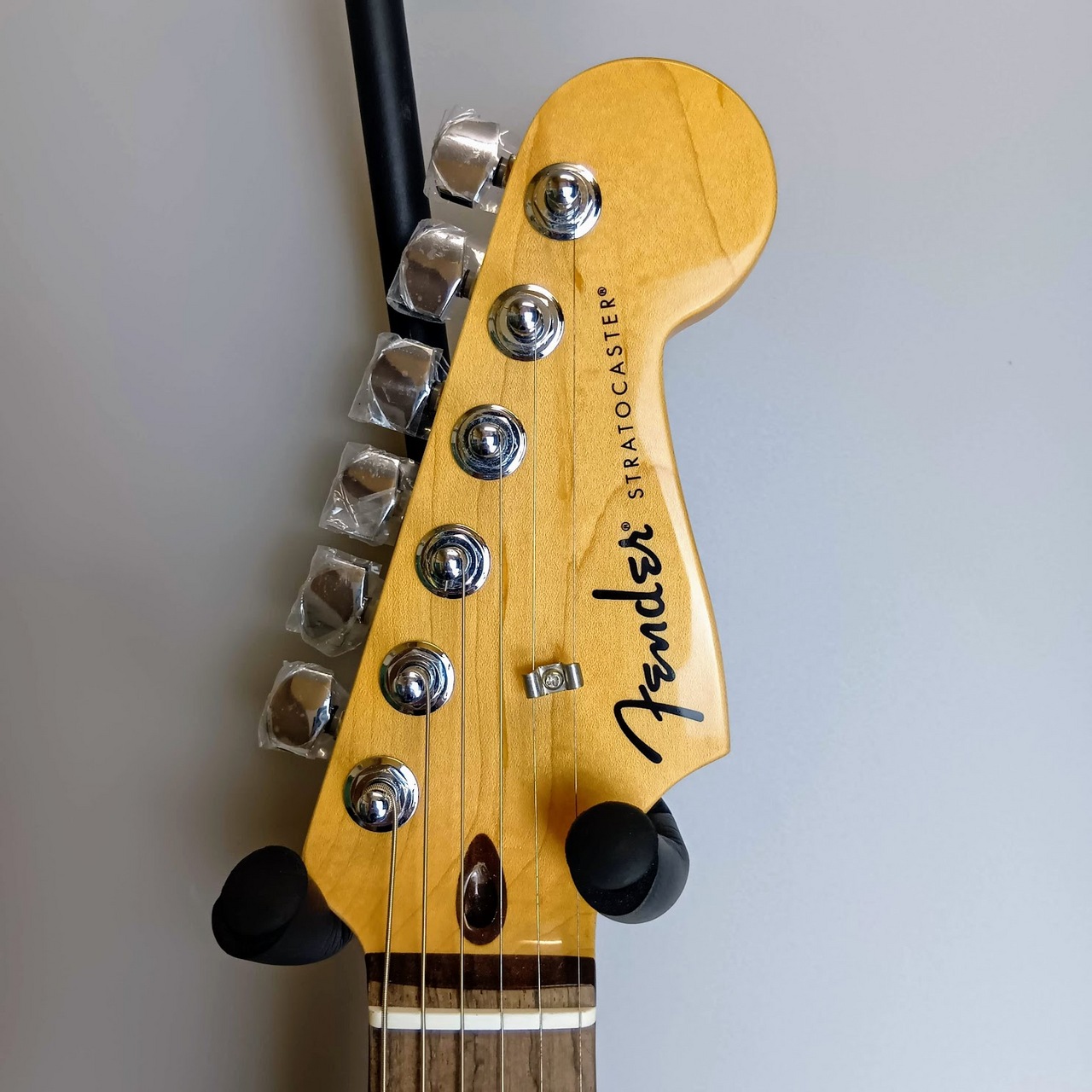 Fender 【現物画像】 Standard Stratocaster 3-Color Sunburst エレキ